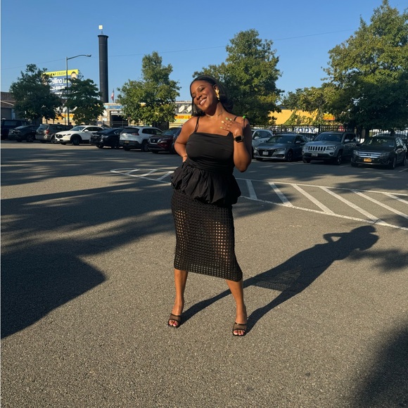 Meet your Posher, Hia - Picture 9 of 12